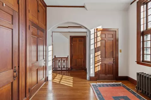 Entry Way - 285 Goddard Ave, Brookline, MA 02445 photo 6 of 6
