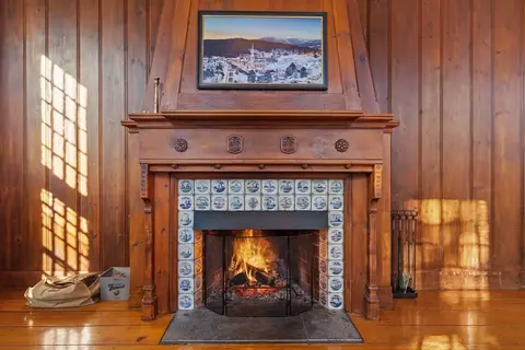 Living - 285 Goddard Ave, Brookline, MA 02445 photo 2 of 6