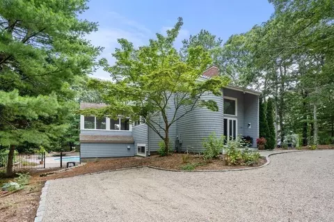 156 Glenneagle Dr, Mashpee, MA 02649 photo 25