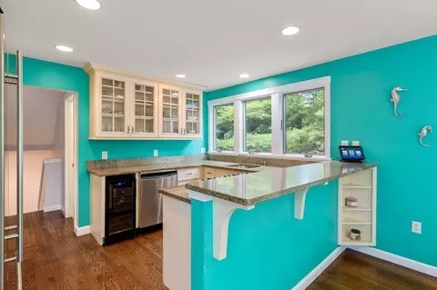 156 Glenneagle Dr, Mashpee, MA 02649 photo 9