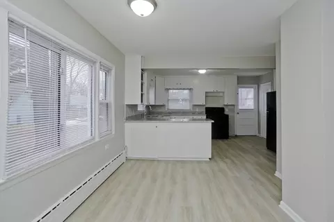 70 Coleman St, Springfield, MA 01109 photo 7