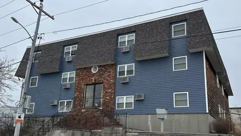 464 Bank St #1, Fall River, MA 02720