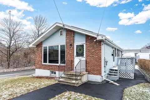 549 Malden St, Revere, MA 02151