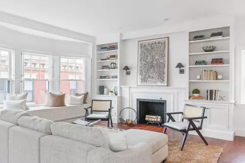 79 Myrtle St #5, Boston, MA 02114