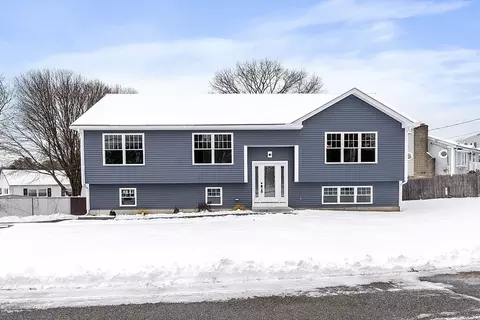 23 Chadwick St, Methuen, MA 01844