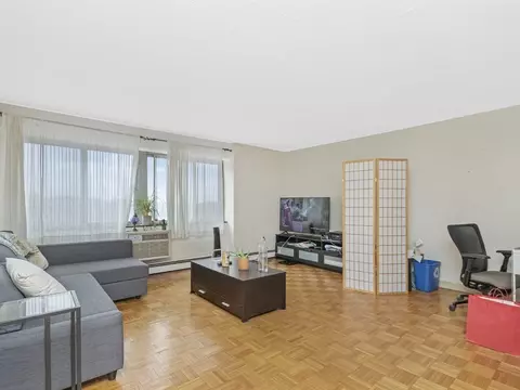 1025 Hancock St #8H, Quincy, MA 02169