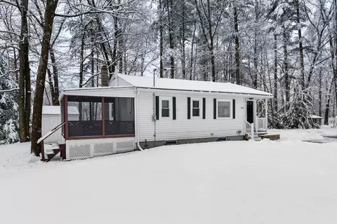 180 S Row Rd, Lunenburg, MA 01462