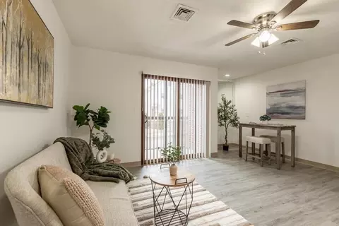 15 Ferry St #4, Everett, MA 02149