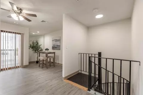 15 Ferry St #4, Everett, MA 02149 photo 4