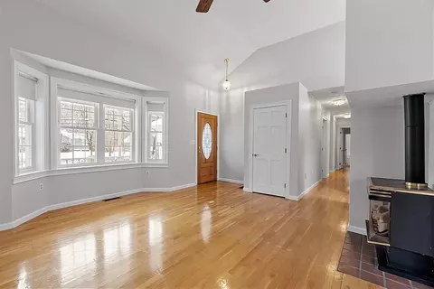 117 Acton St, Maynard, MA 01754 photo 4