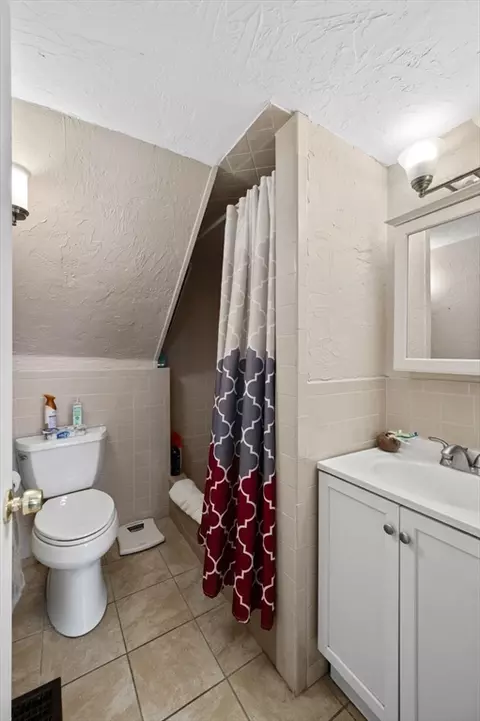 18 Chestnut, Everett, MA 02149 photo 7