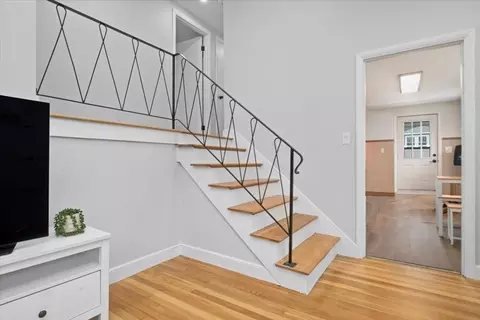 75 Hooper Rd, Dedham, MA 02026 photo 6