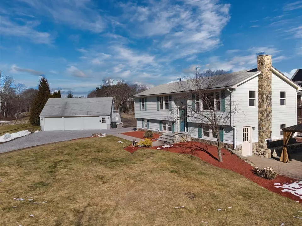 291 Jones Ave, Dracut, MA 01826 24 Photos Movoto