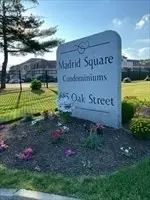 685 Oak St #8-5, Brockton, MA 02301