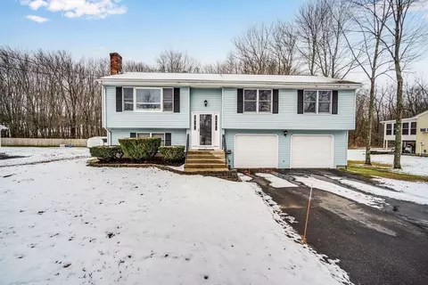 20 Middle Rd, Enfield, CT 06082
