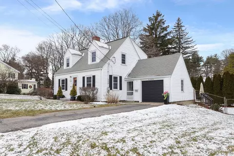 1045 Greendale Ave, Needham, MA 02492 photo 26