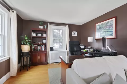 1045 Greendale Ave, Needham, MA 02492 photo 11