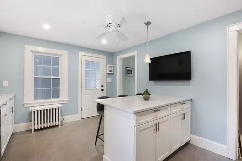 1045 Greendale Ave, Needham, MA 02492 photo 5