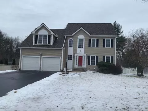 213 Shannon Dr, Northbridge, MA 01588