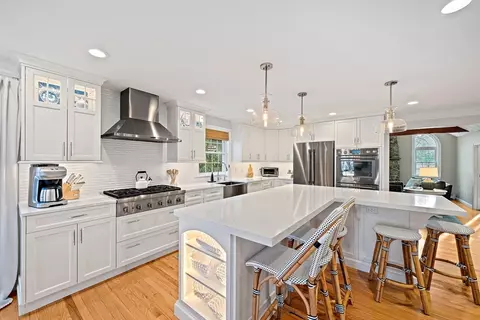 57 Cedar Rd, Marshfield, MA 02050 photo 4