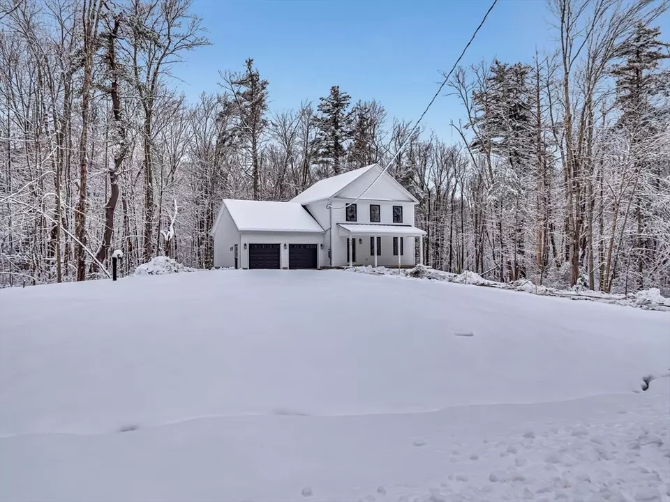 560 Queen Lake Rd, Phillipston, MA 01331 29 Photos Movoto