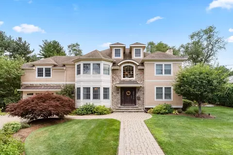 171 Old Farm Rd, Newton, MA 02459
