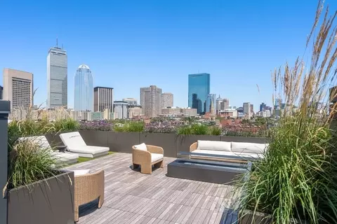 566 Columbus Ave #404, Boston, MA 02118