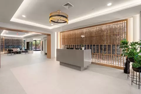 566 Columbus Ave #413, Boston, MA 02118
