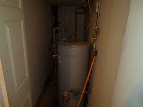 2 Amesbury St, Worcester, MA 01605 photo 29