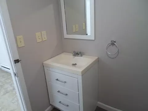 2 Amesbury St, Worcester, MA 01605 photo 26
