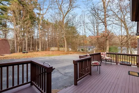 49 Gavin Cir, Reading, MA 01867 photo 7