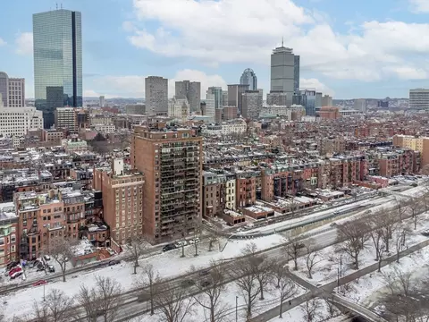 182 Beacon St #9, Boston, MA 02116
