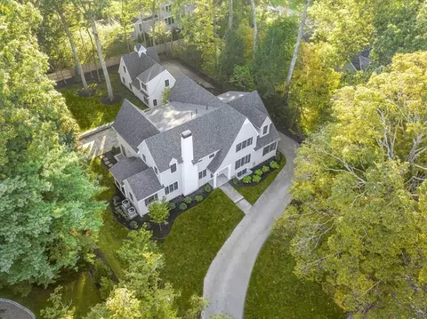 77 Forest St, Wellesley, MA 02481