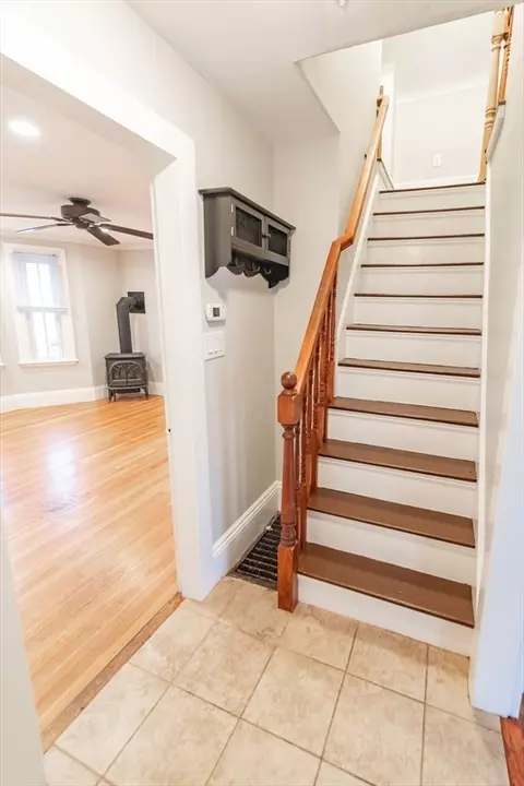 Entry Way - 26 Judson St, Beverly, MA 01915 photo 1 of 1