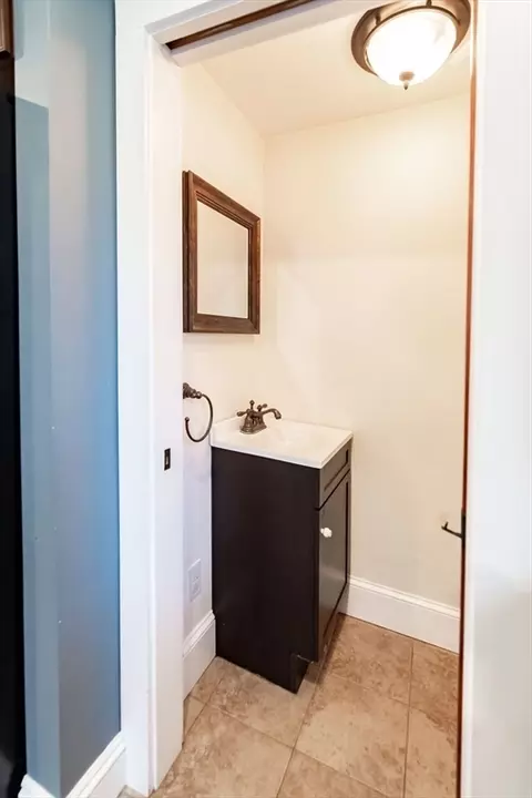 Bath - 26 Judson St, Beverly, MA 01915 photo 1 of 4