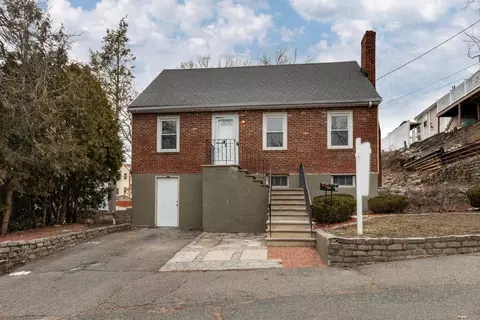 6 Como St, Malden, MA 02148