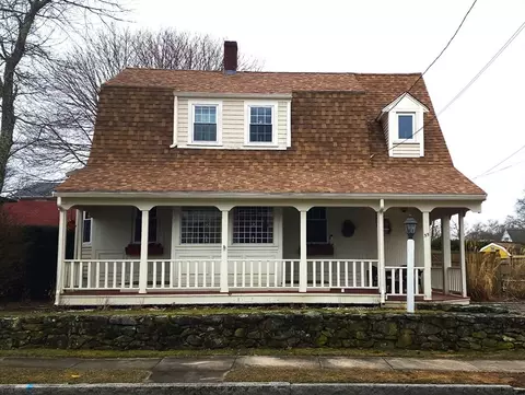 55 Church, Fairhaven, MA 02719