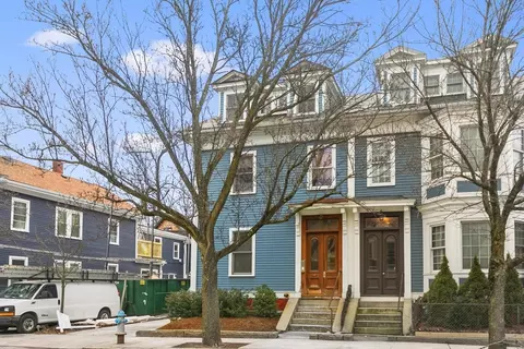 210 Prospect St #4, Cambridge, MA 02139