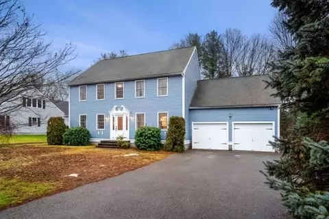 31 Jasons Path, Walpole, MA 02081