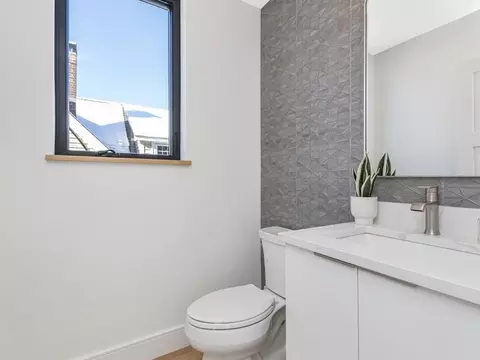 45 Fuller St #1, Waltham, MA 02453 photo 27