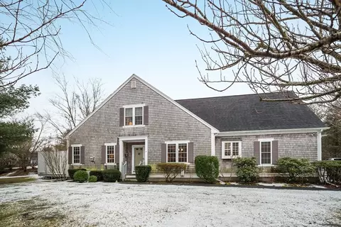 41 Stratford Rdg #41, Mashpee, MA 02649
