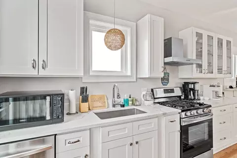 8 Gresh Cir #E, Bourne, MA 02532 photo 11