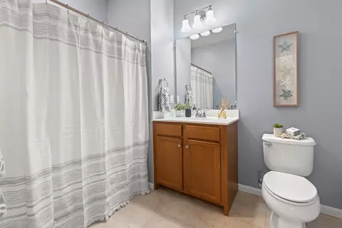 Bath - 75 Augustus Ct #3008, Reading, MA 01867 photo 4 of 4