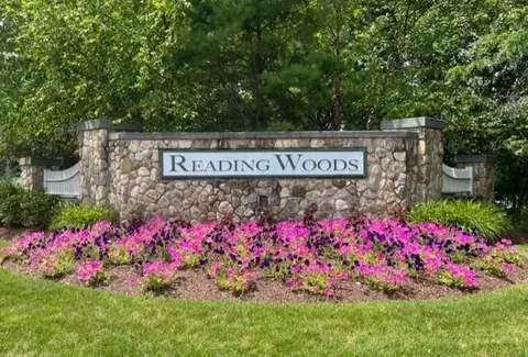 75 Augustus Ct #3008, Reading, MA 01867