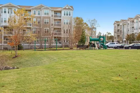 Exterior - 75 Augustus Ct #3008, Reading, MA 01867 photo 5 of 8