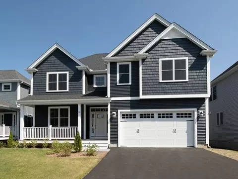 10 Douglas St, Weymouth, MA 02190