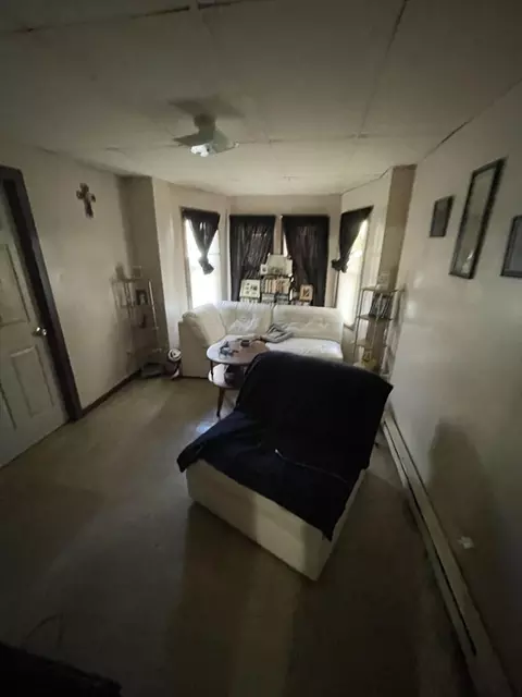 19 Vigeant St, Ware, MA 01082 photo 17