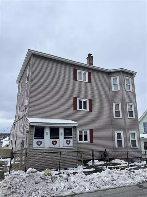 120 Perry Ave, Worcester, MA 01610