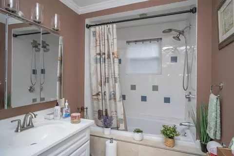2084-2086 Pleasant St, Fall River, MA 02723 photo 31
