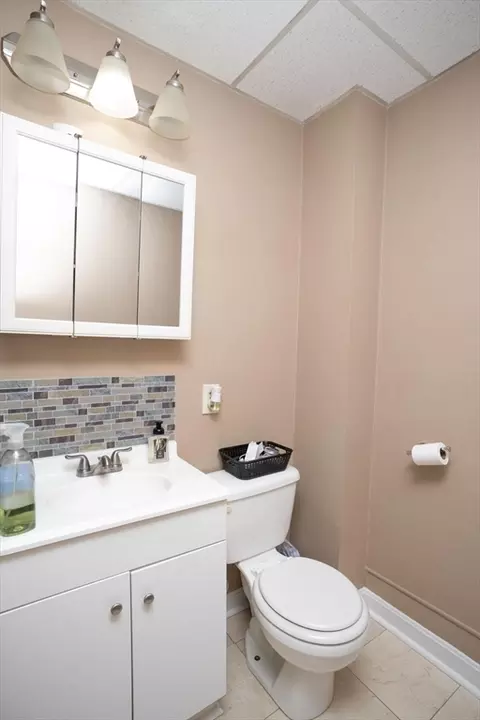 2084-2086 Pleasant St, Fall River, MA 02723 photo 25